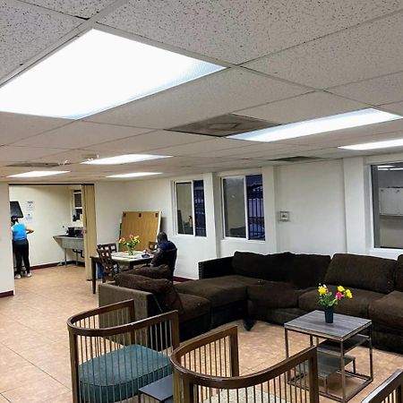 Van Nuys Downtown Paradise Λος Άντζελες Εξωτερικό φωτογραφία
